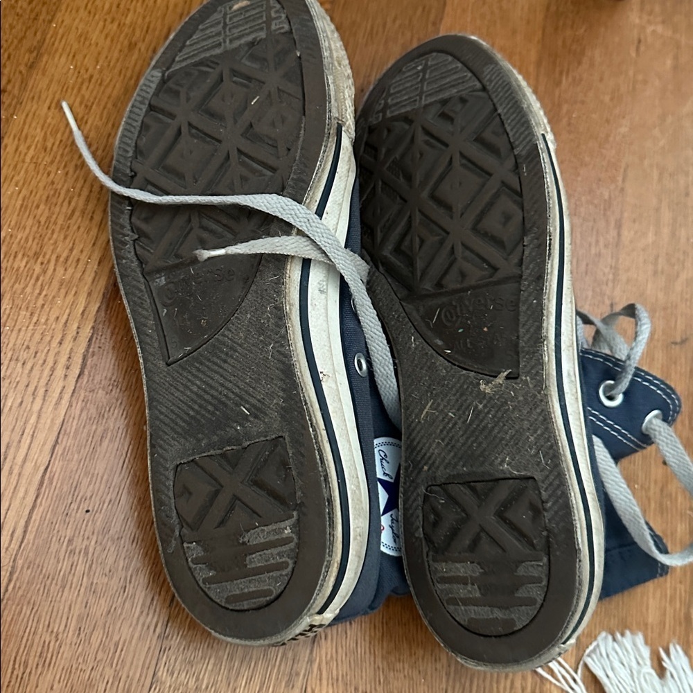 Converse - Picture 4 of 5